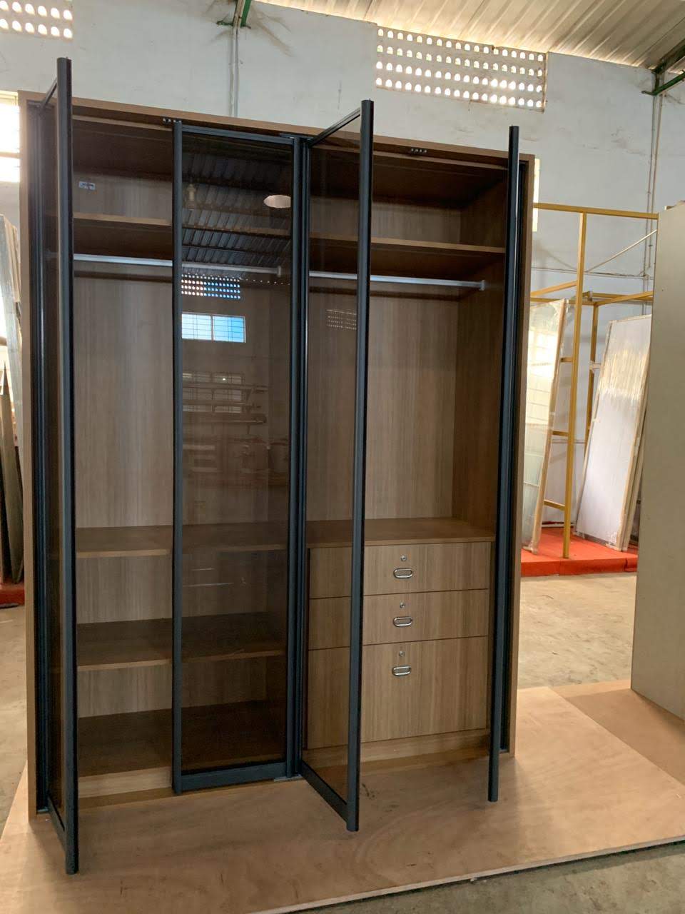 collection-range-of-designs-ideas-pictures-for-lacquer-glass-wardrobes-top-brand-in-noida-greater-noida-india